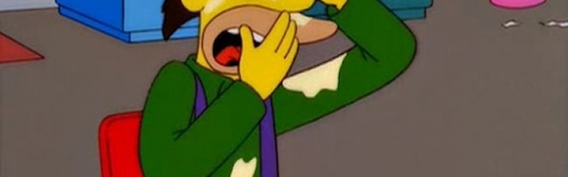 Man Tears Tendon After Playing Candy Crush for Weeks