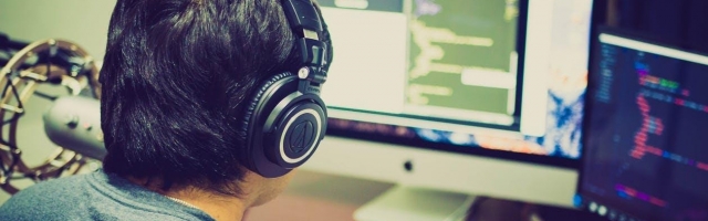 Recent Gaming History: Challenges and Innovations That Led To Online Dominance