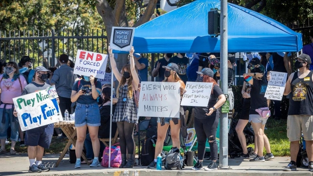 19CF6DAA B730 4FAB 9224 7D8F860D6021