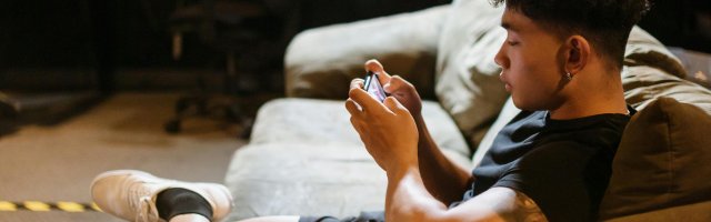 How Mobile Games Learned to Reward Almost Everything